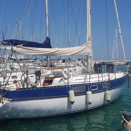 Panzió Bed & Boat Quo Vadis Yacht Bari